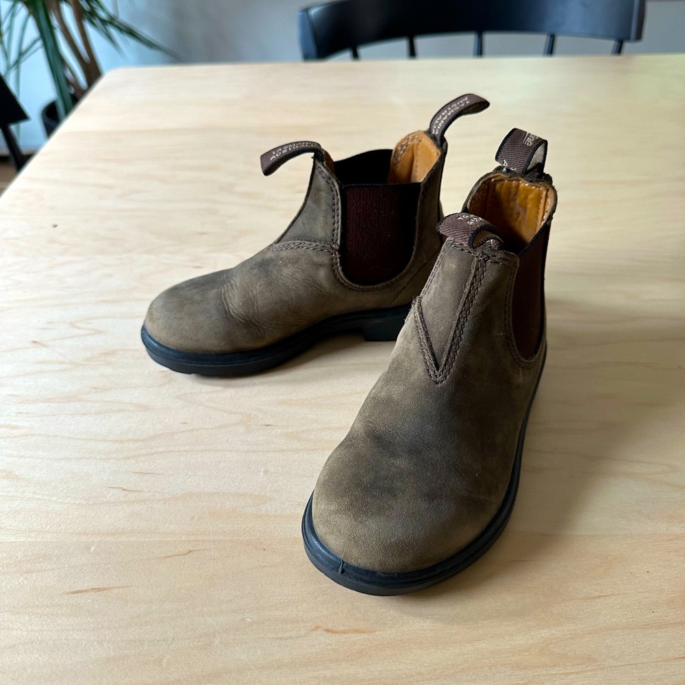 Kids Blundstones